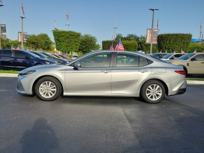 2025 Toyota Camry LE