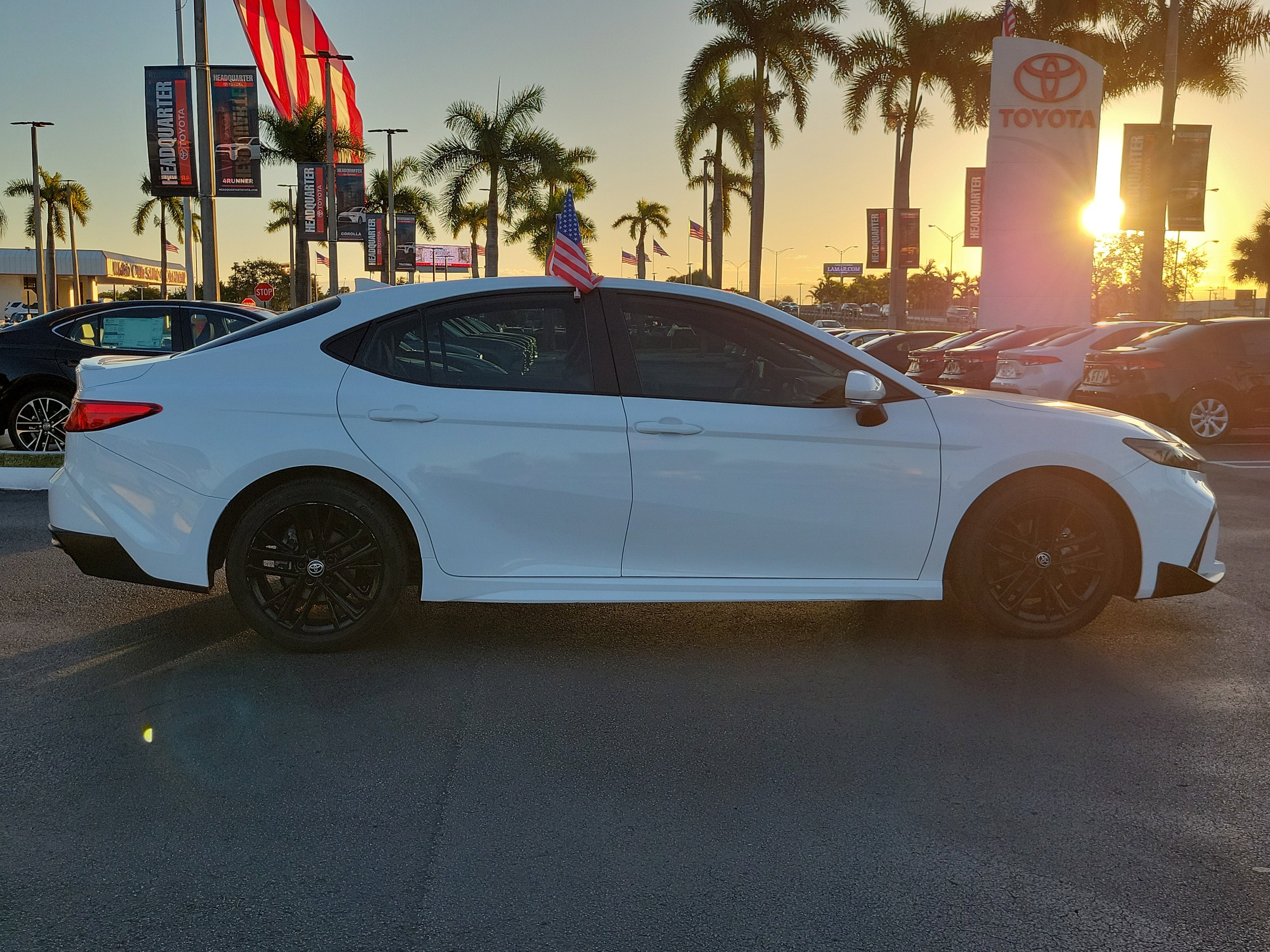 2025 Toyota Camry SE