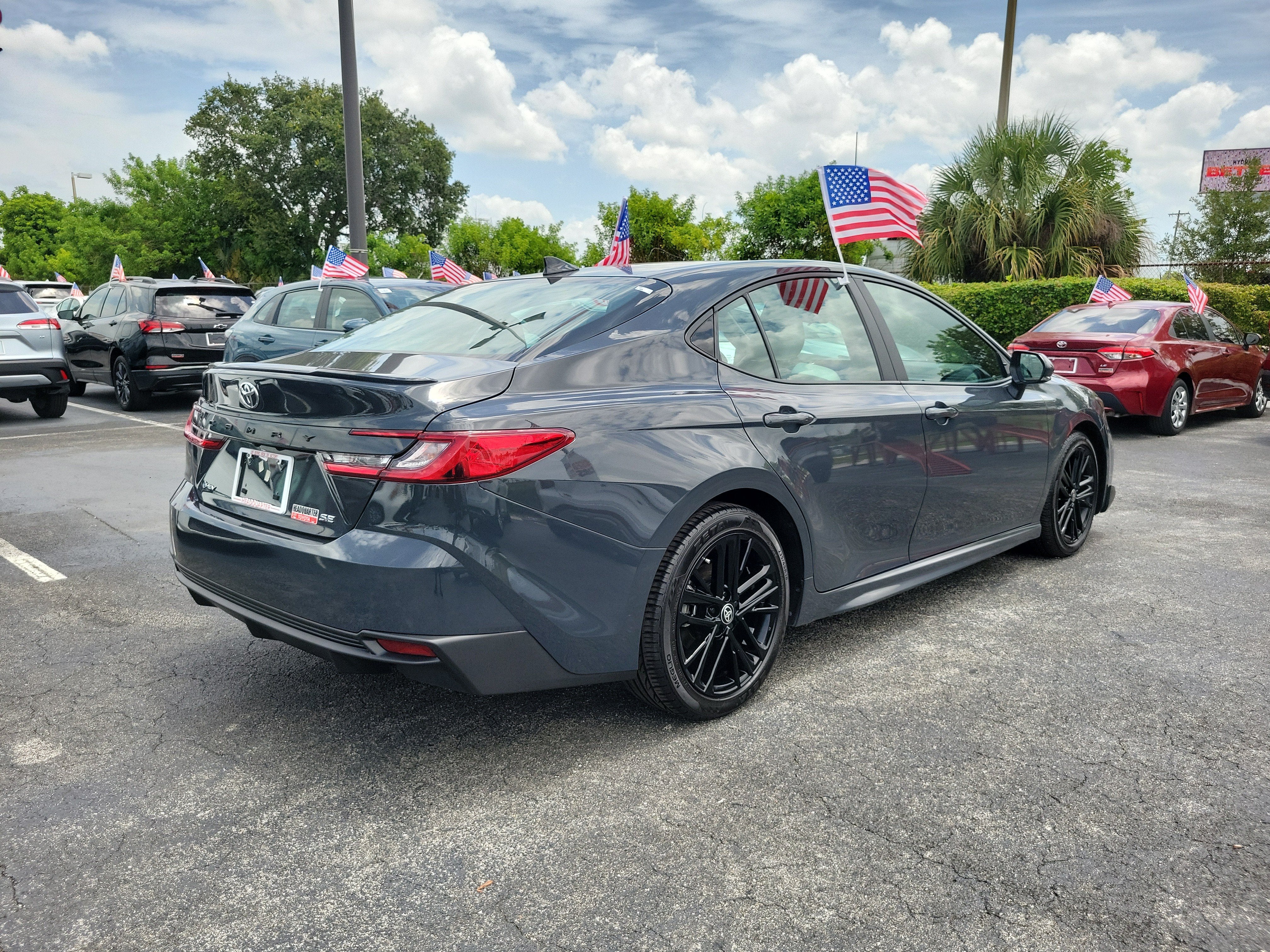 2025 Toyota Camry SE