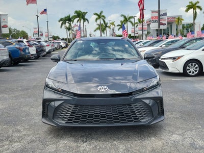 2025 Toyota Camry SE
