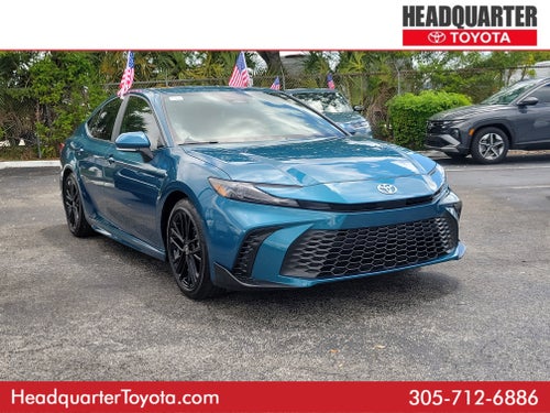 2025 Toyota Camry SE