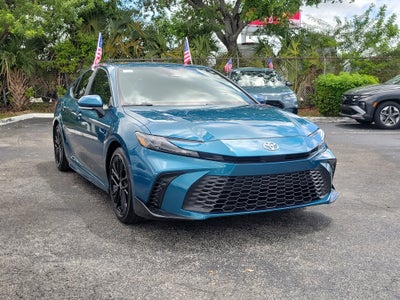 2025 Toyota Camry SE