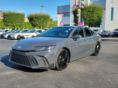 2025 Toyota Camry SE