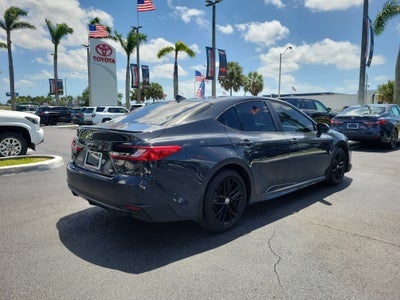 2025 Toyota Camry SE
