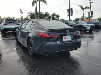 2025 Toyota Camry SE