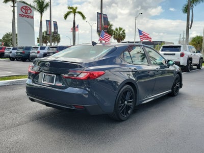2025 Toyota Camry SE