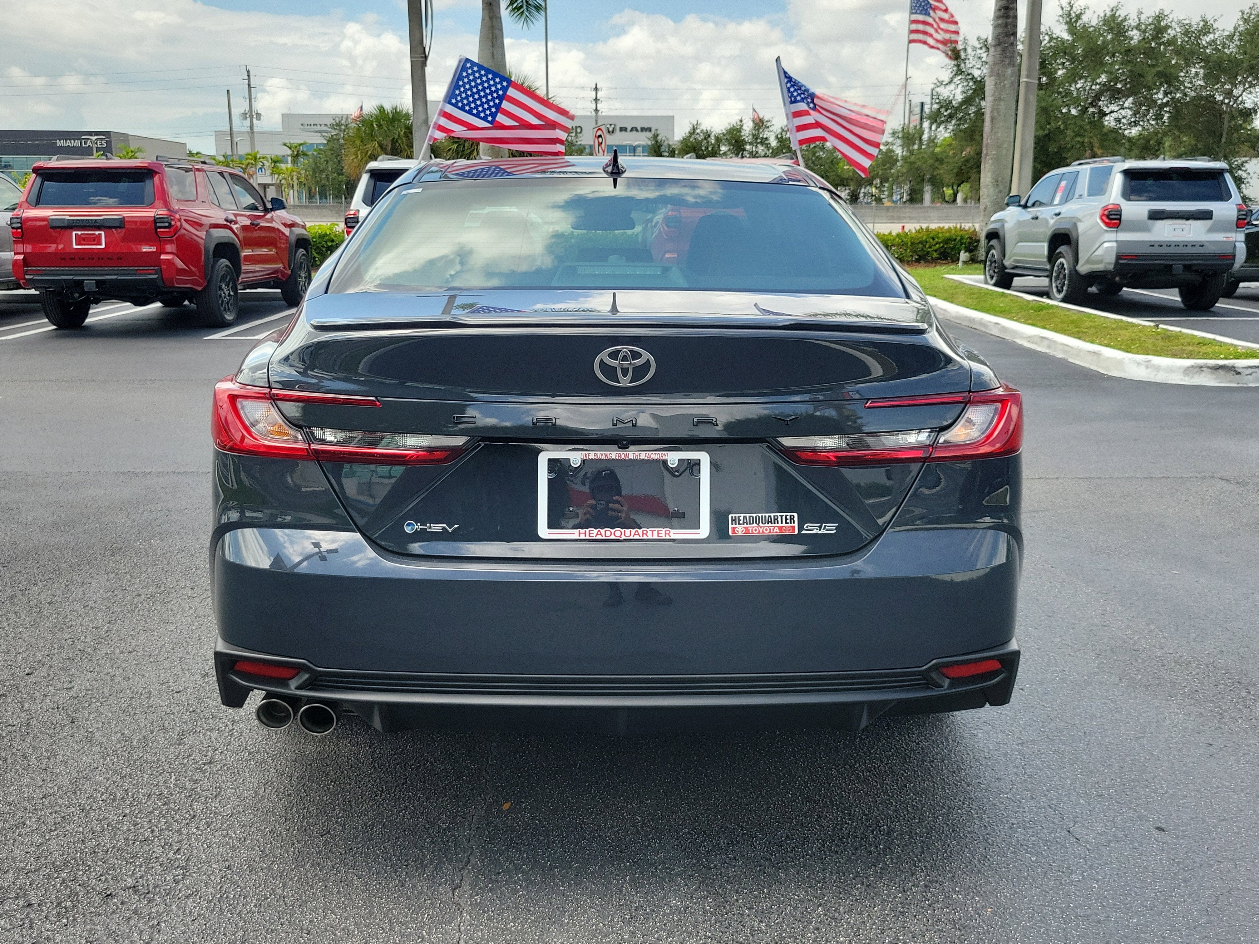2025 Toyota Camry SE
