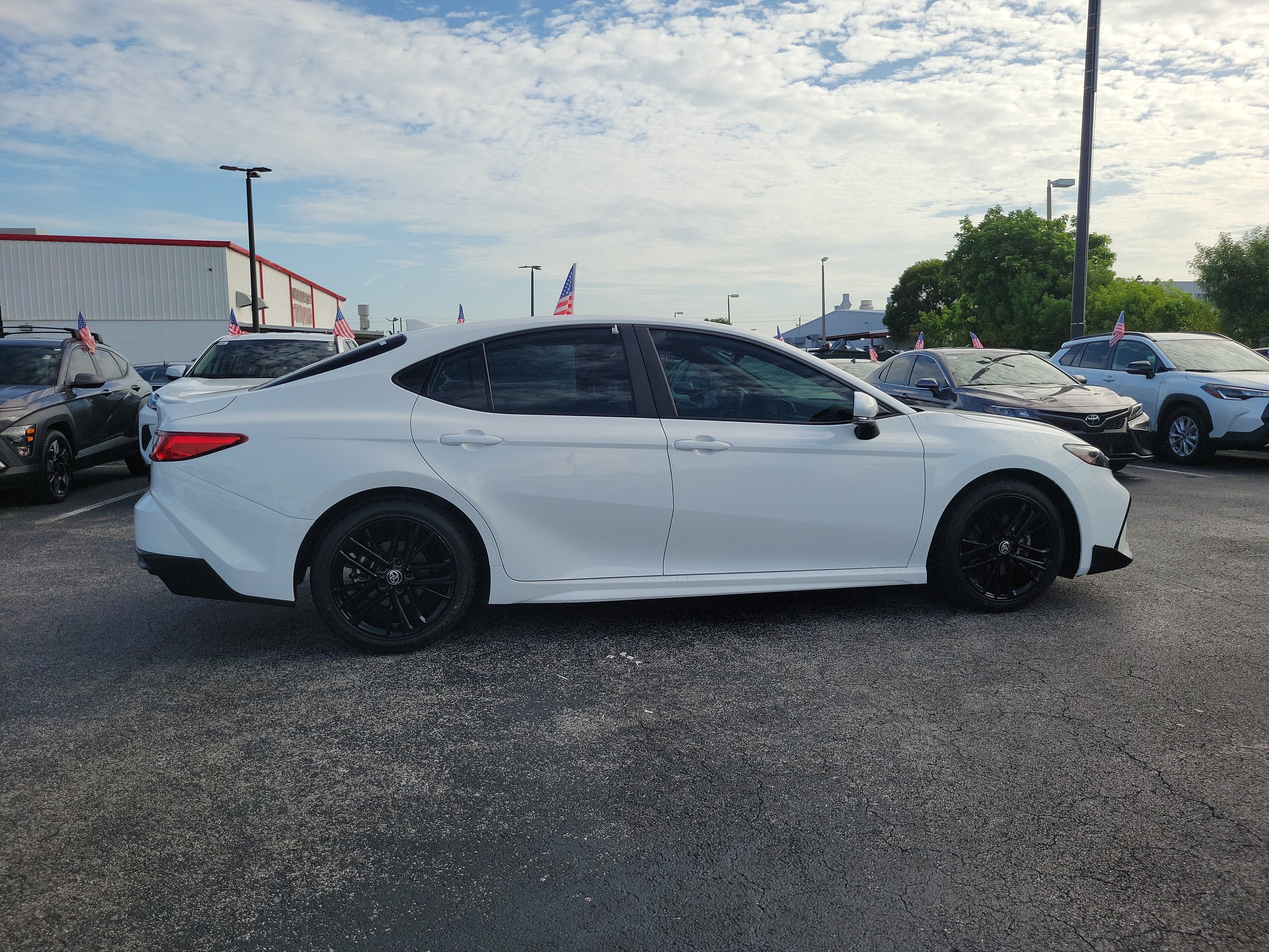 2025 Toyota Camry SE
