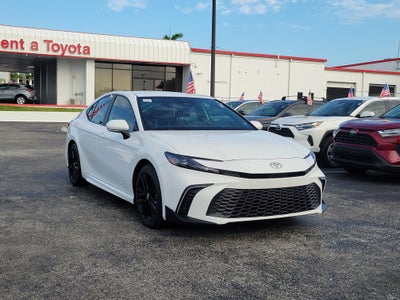 2025 Toyota Camry SE