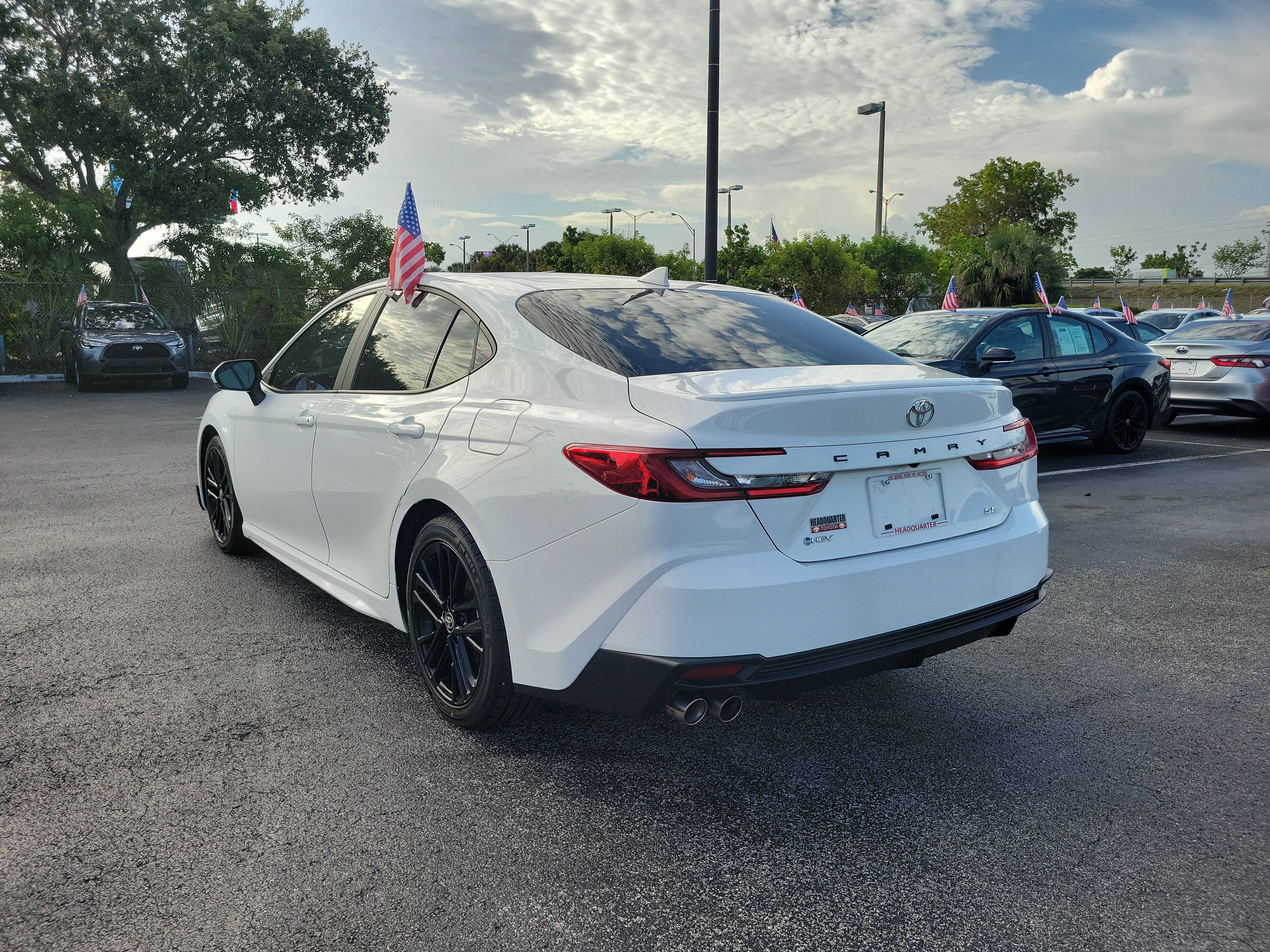 2025 Toyota Camry SE