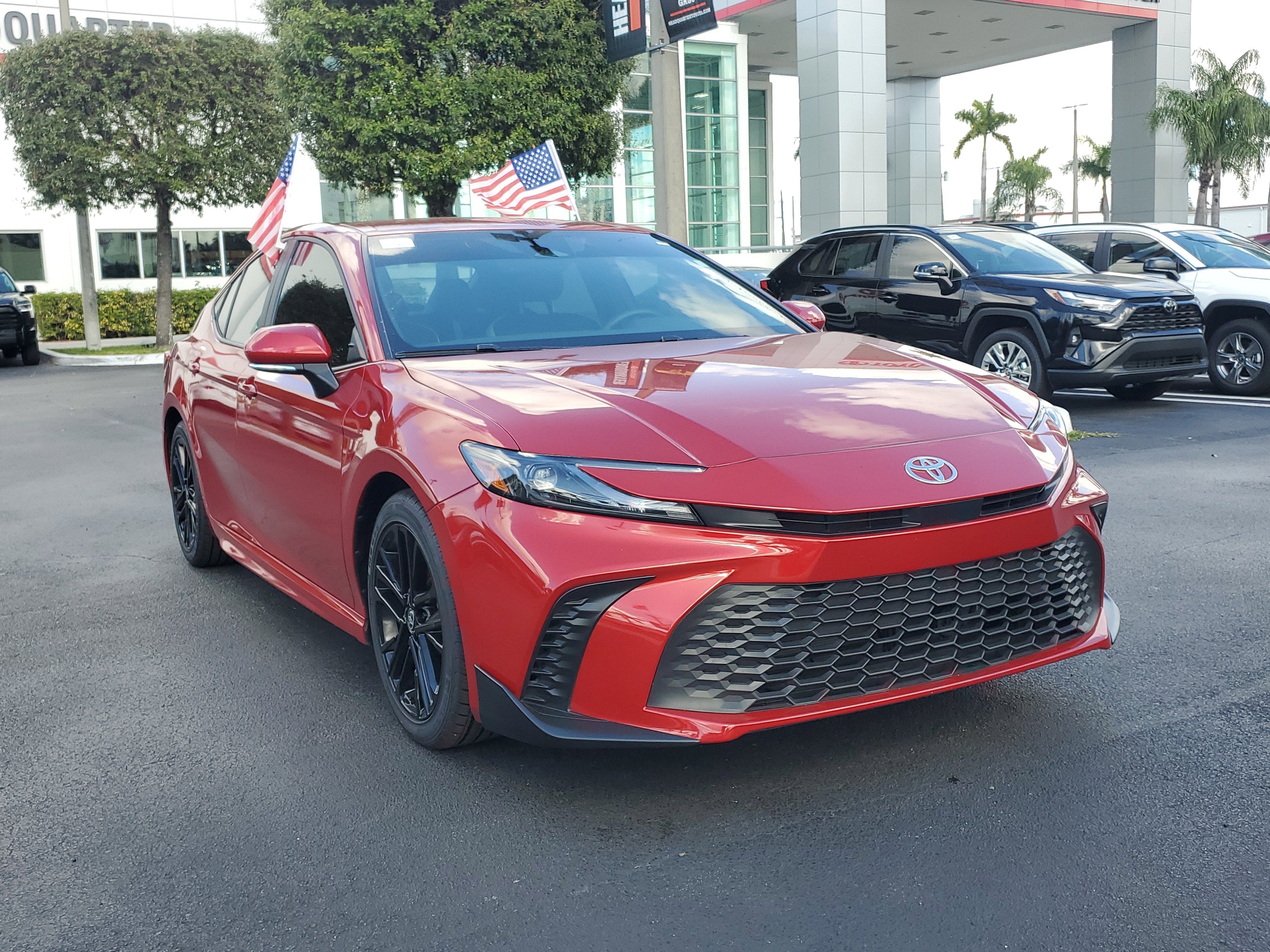 2025 Toyota Camry SE