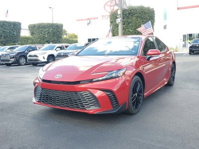 2025 Toyota Camry SE