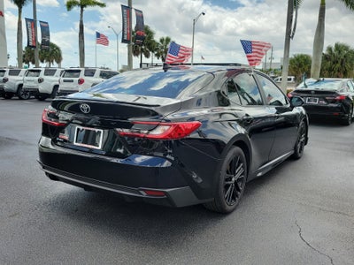 2025 Toyota Camry SE