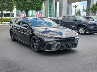 2025 Toyota Camry SE