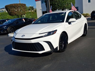 2025 Toyota Camry SE