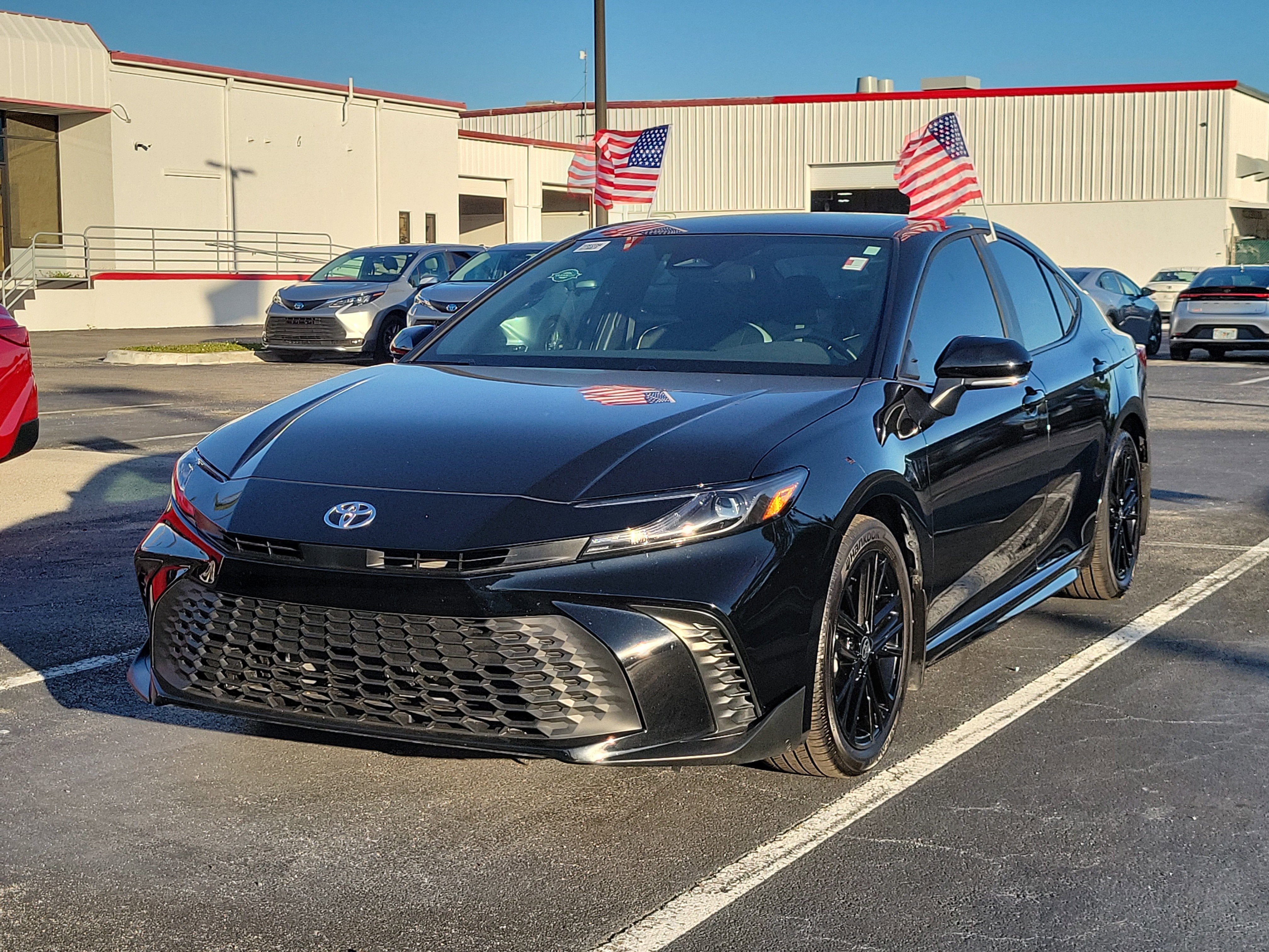 2025 Toyota Camry SE
