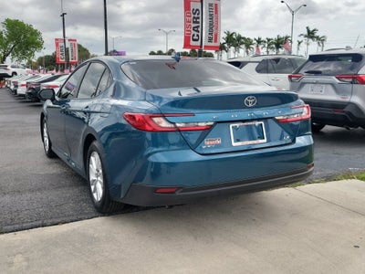 2025 Toyota Camry LE