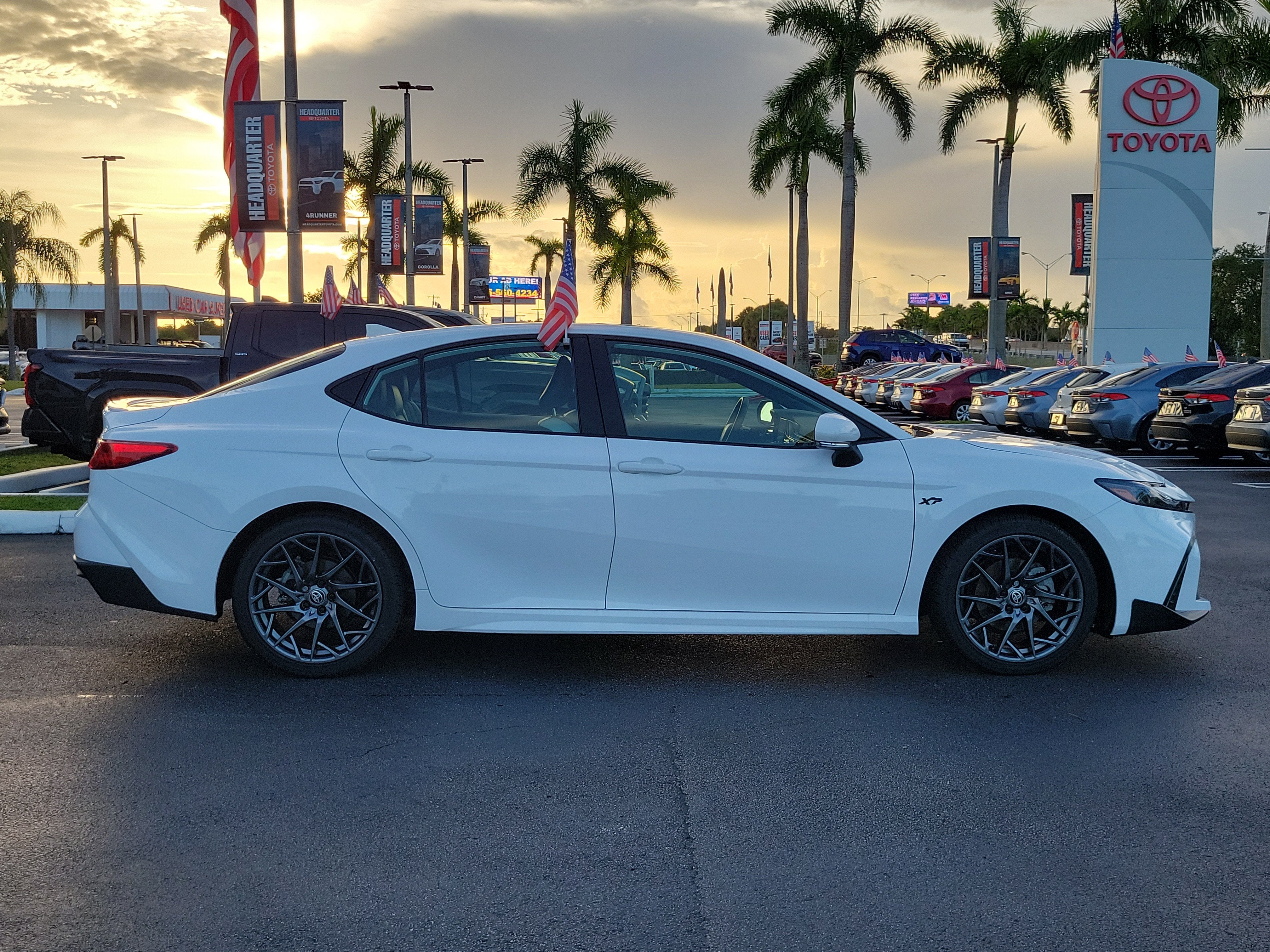 2025 Toyota Camry SE