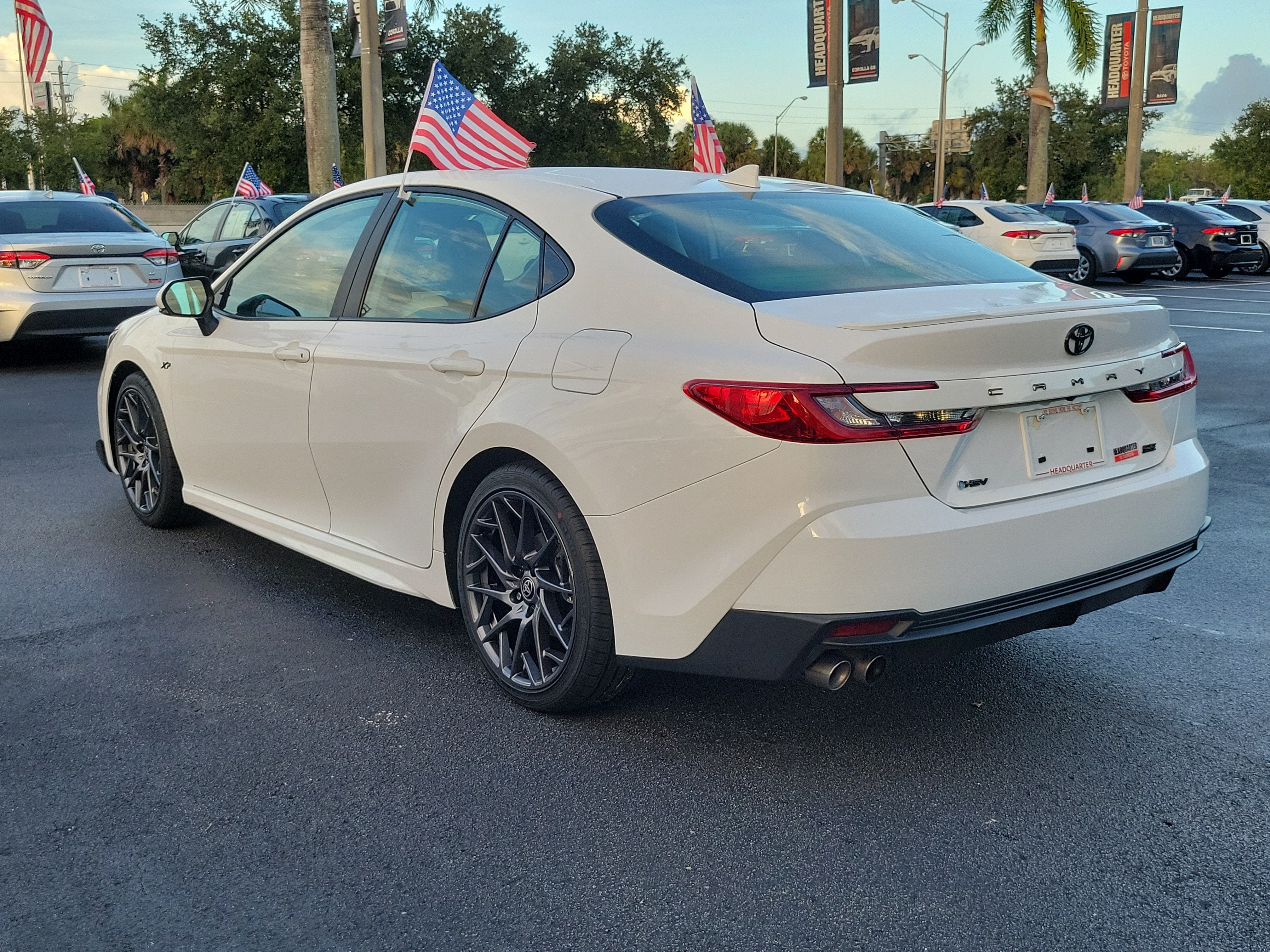 2025 Toyota Camry SE