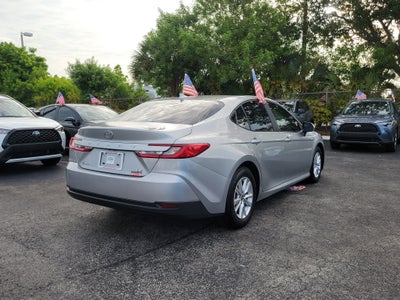 2025 Toyota Camry LE