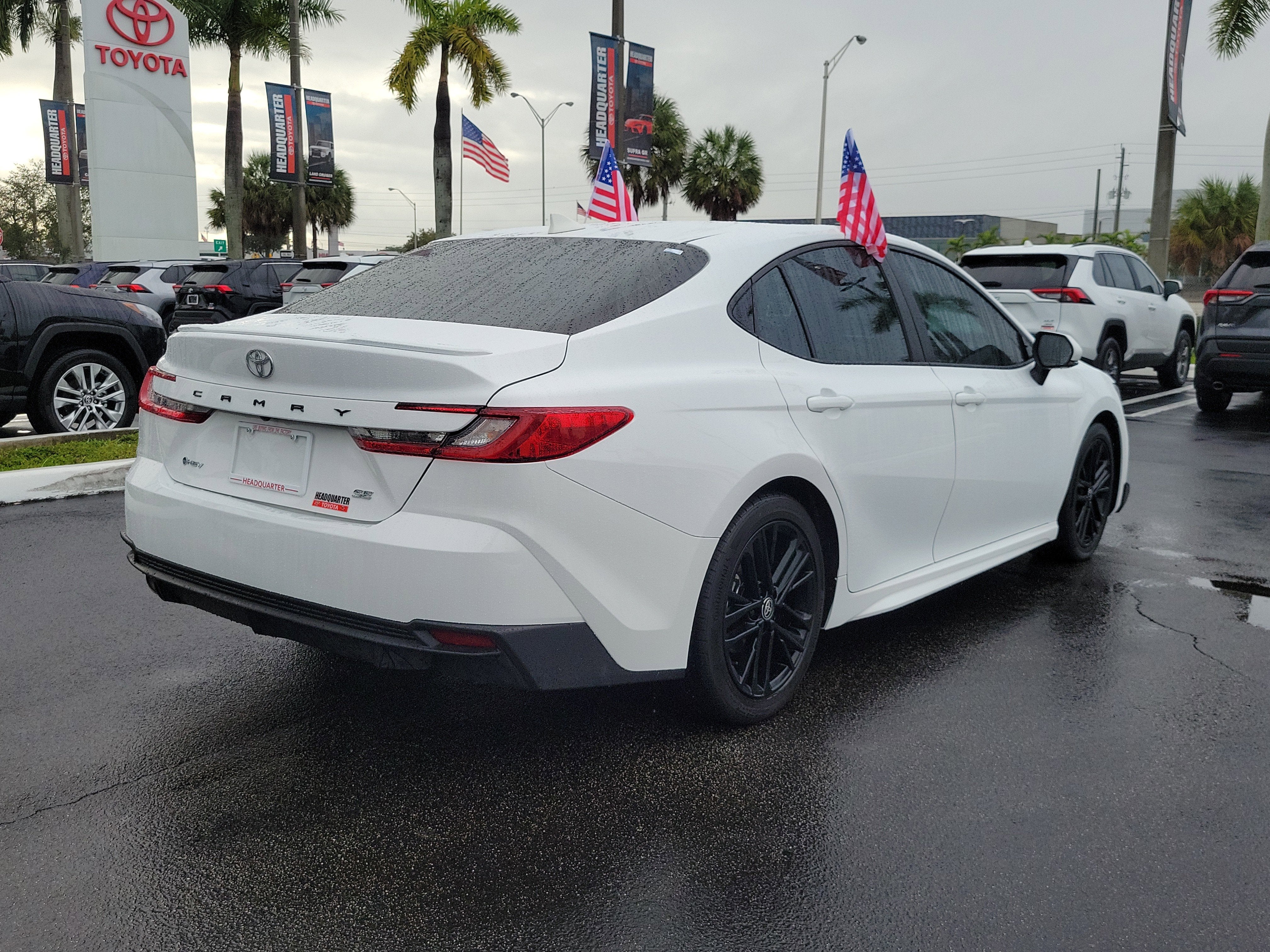 2025 Toyota Camry SE