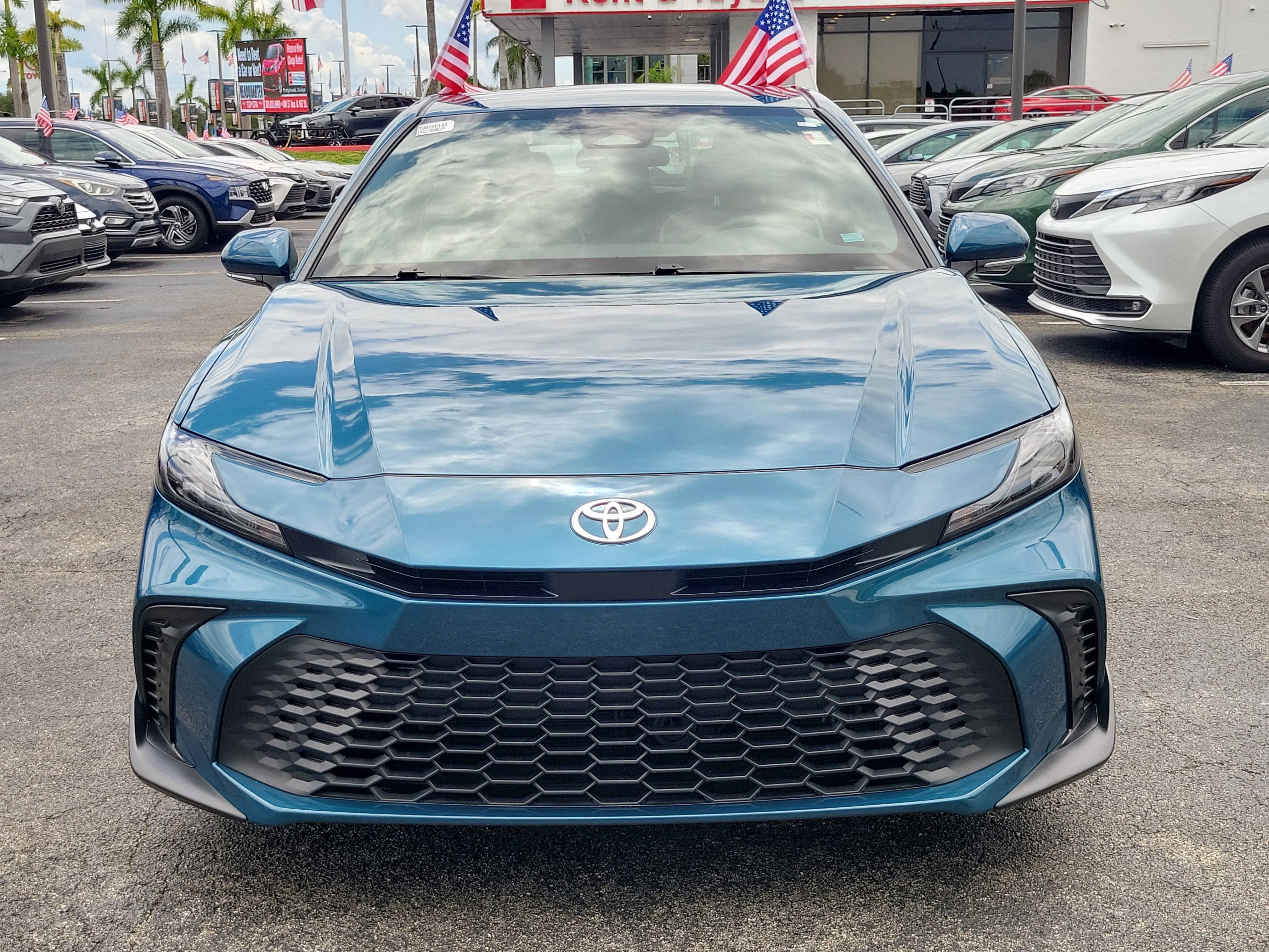2025 Toyota Camry SE