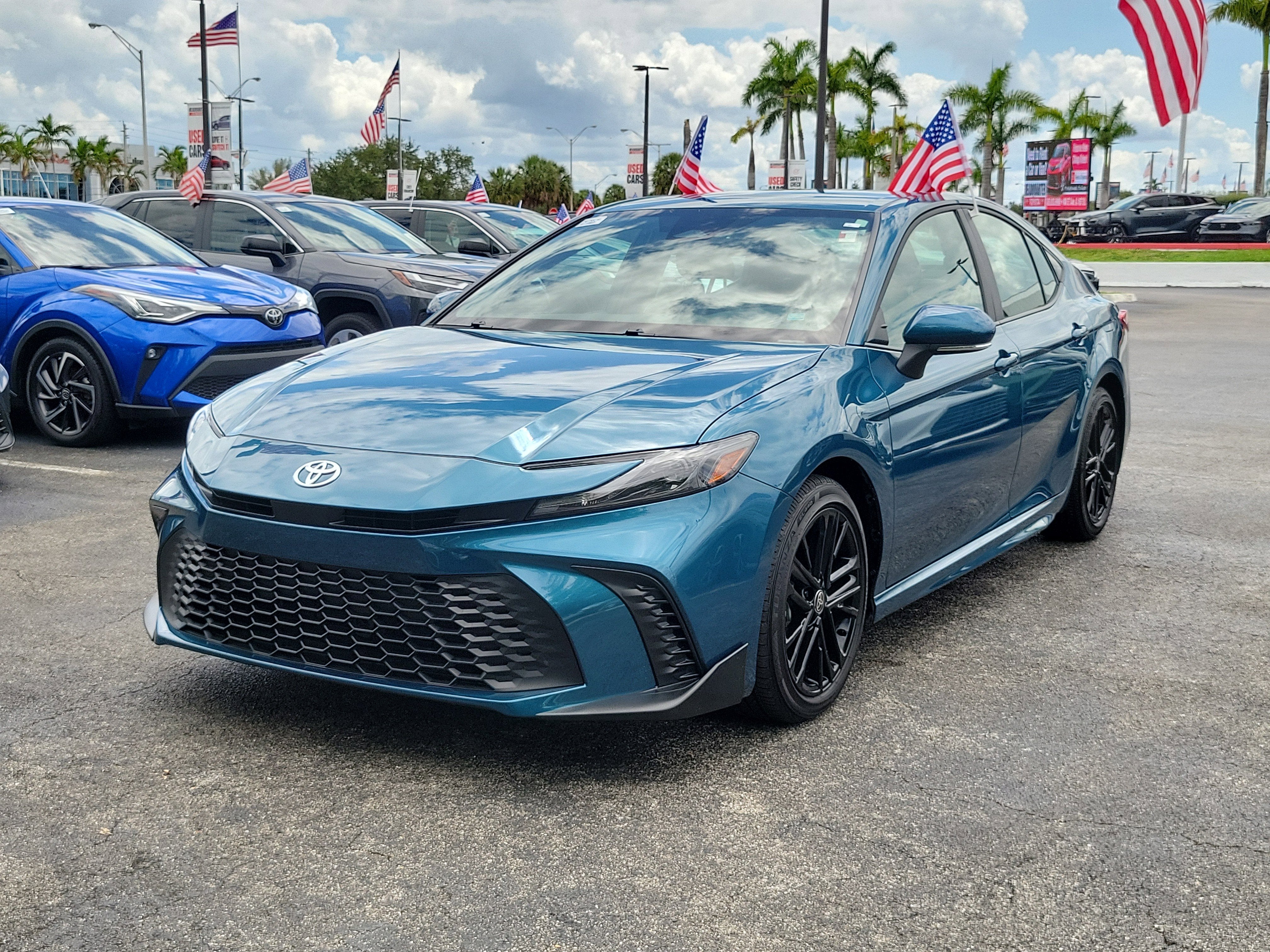 2025 Toyota Camry SE
