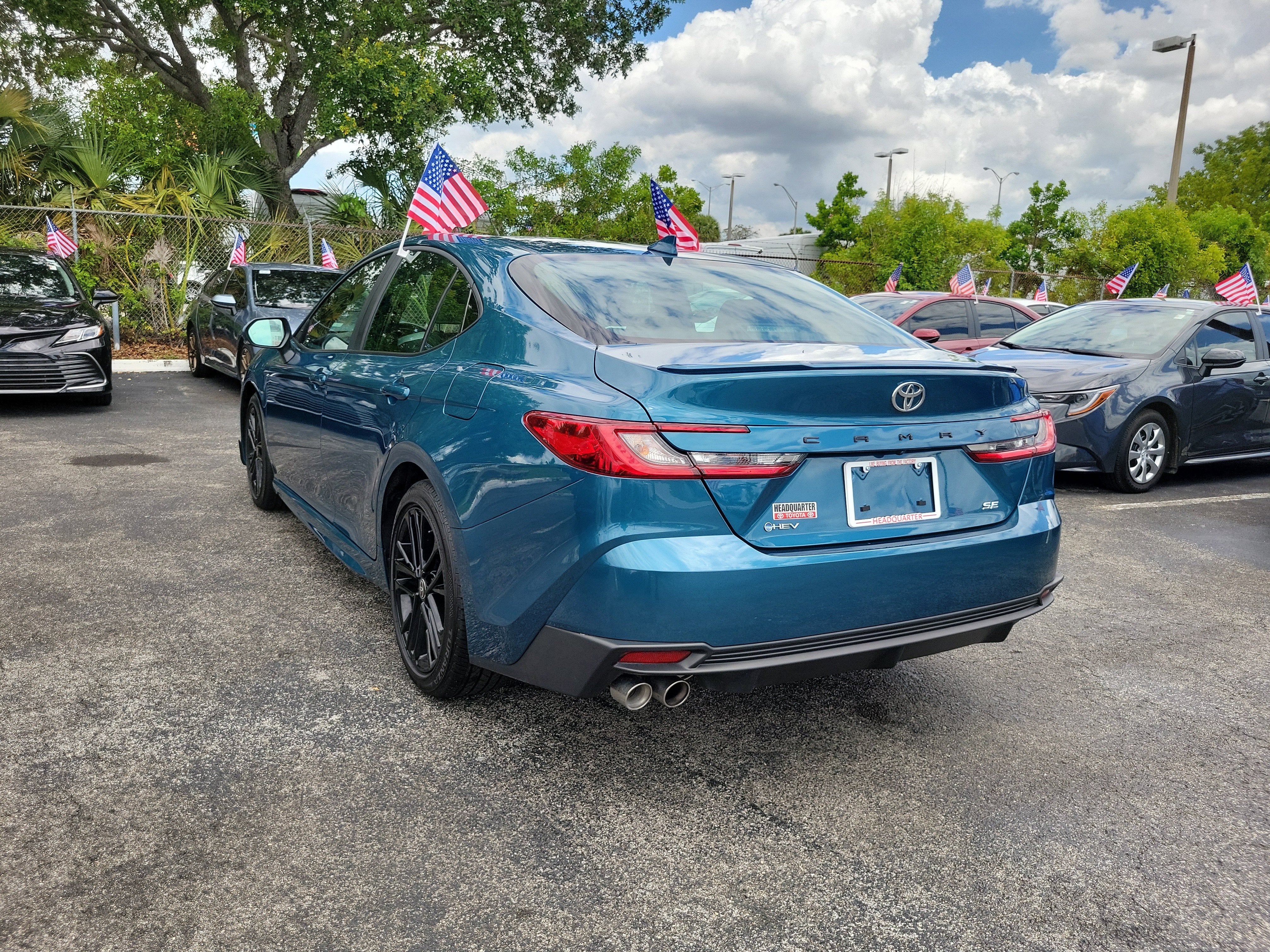 2025 Toyota Camry SE