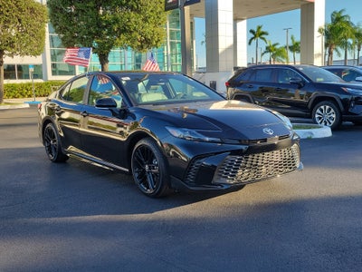 2025 Toyota Camry SE
