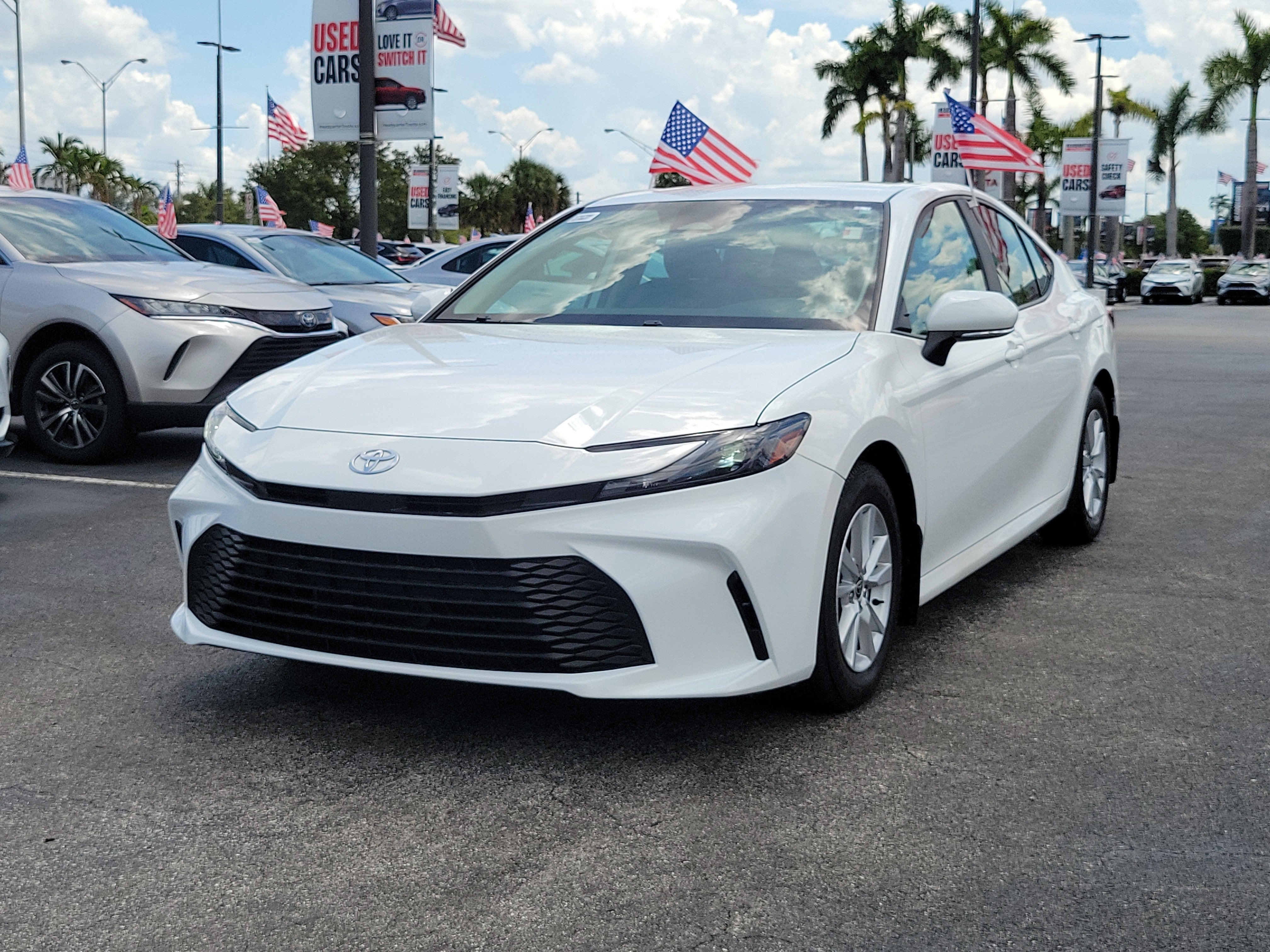 2025 Toyota Camry LE