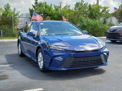 2025 Toyota Camry LE