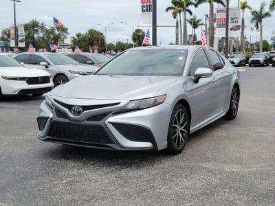 2022 Toyota Camry SE