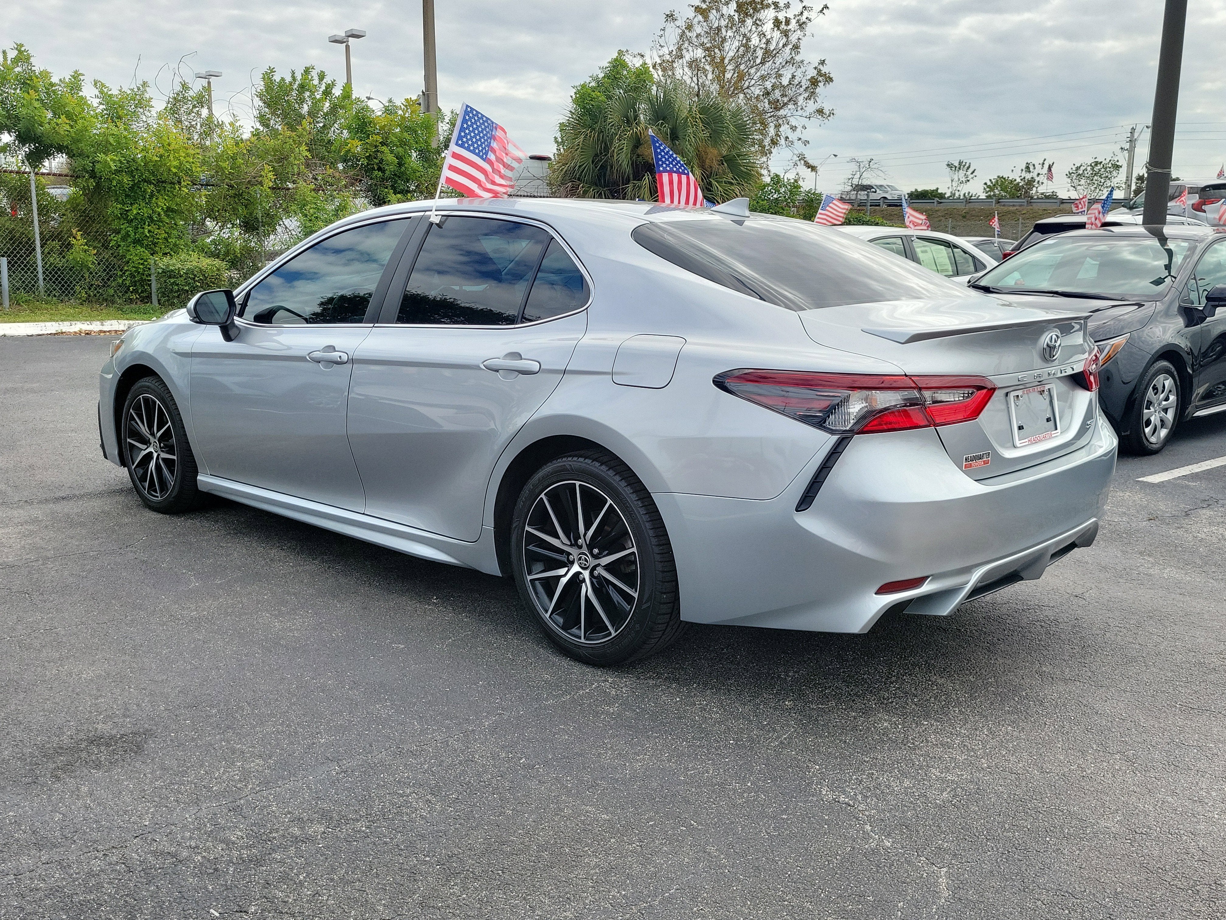 2022 Toyota Camry SE