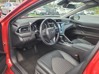 2020 Toyota Camry SE