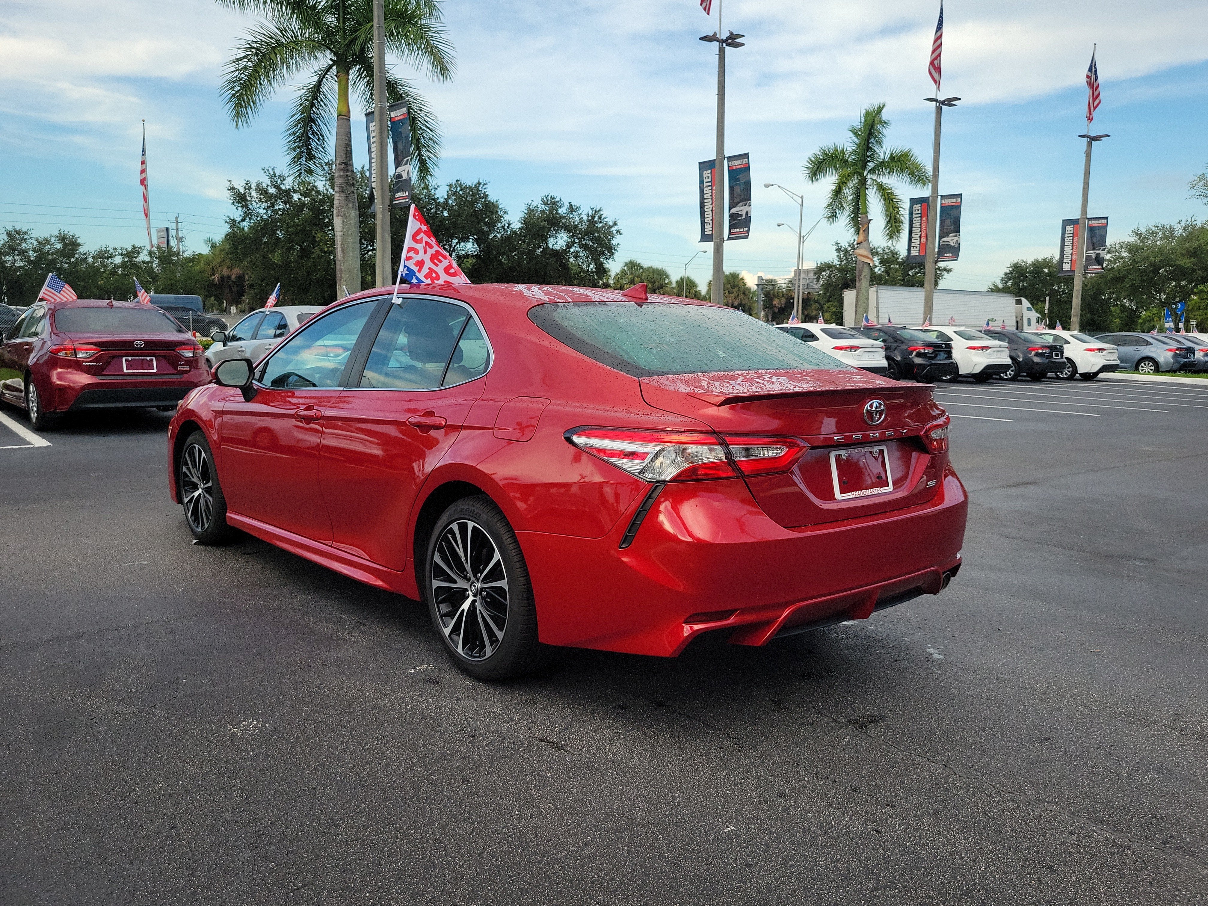 2020 Toyota Camry SE
