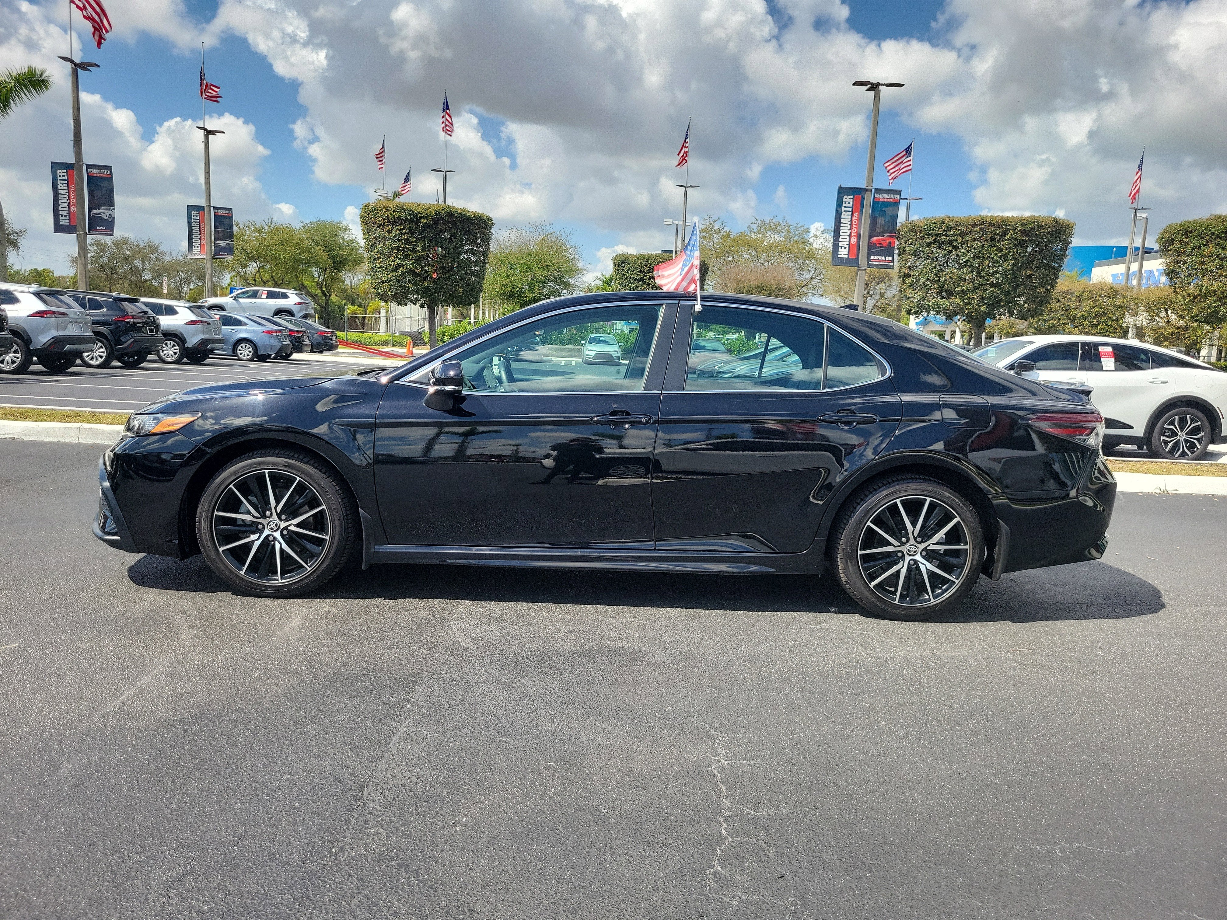 2023 Toyota Camry SE