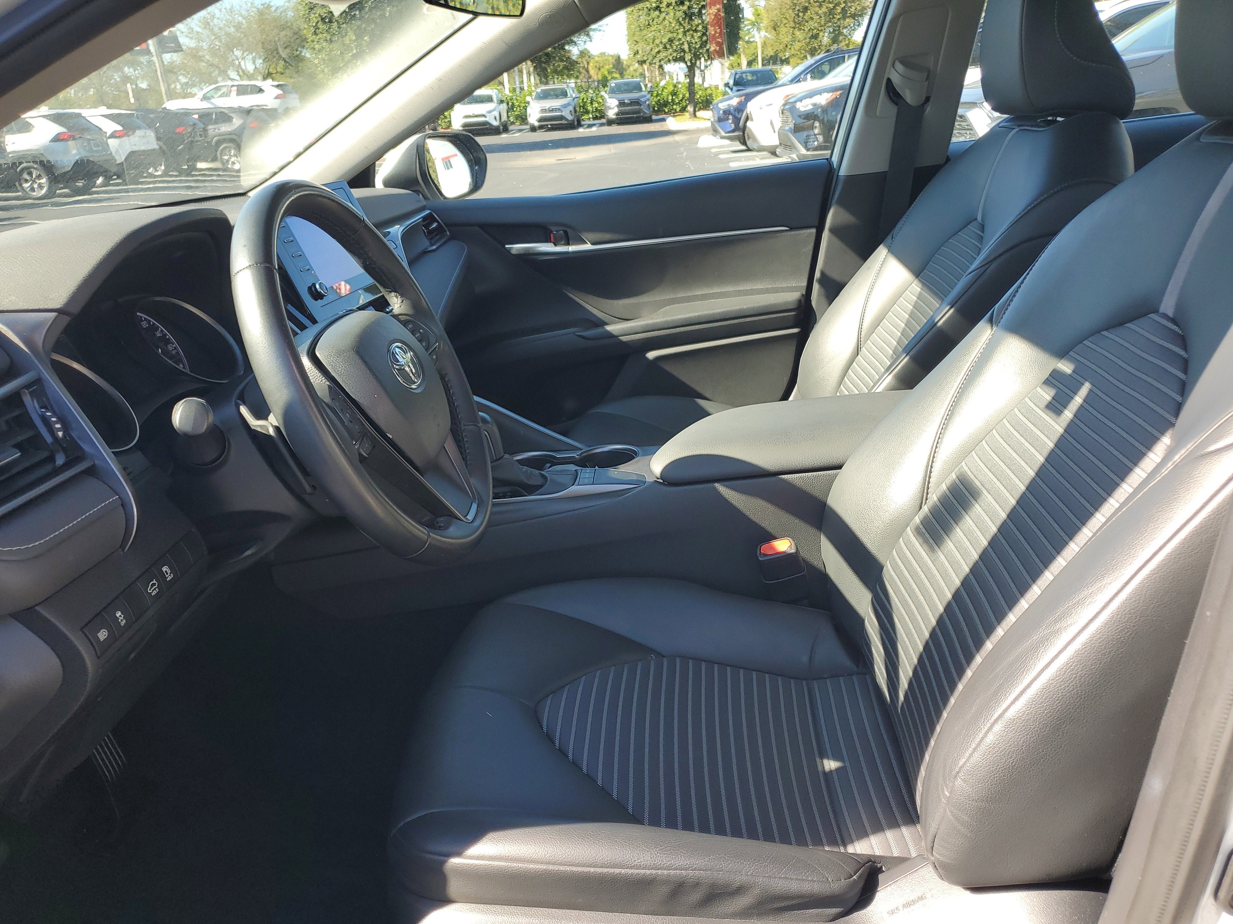 2023 Toyota Camry SE