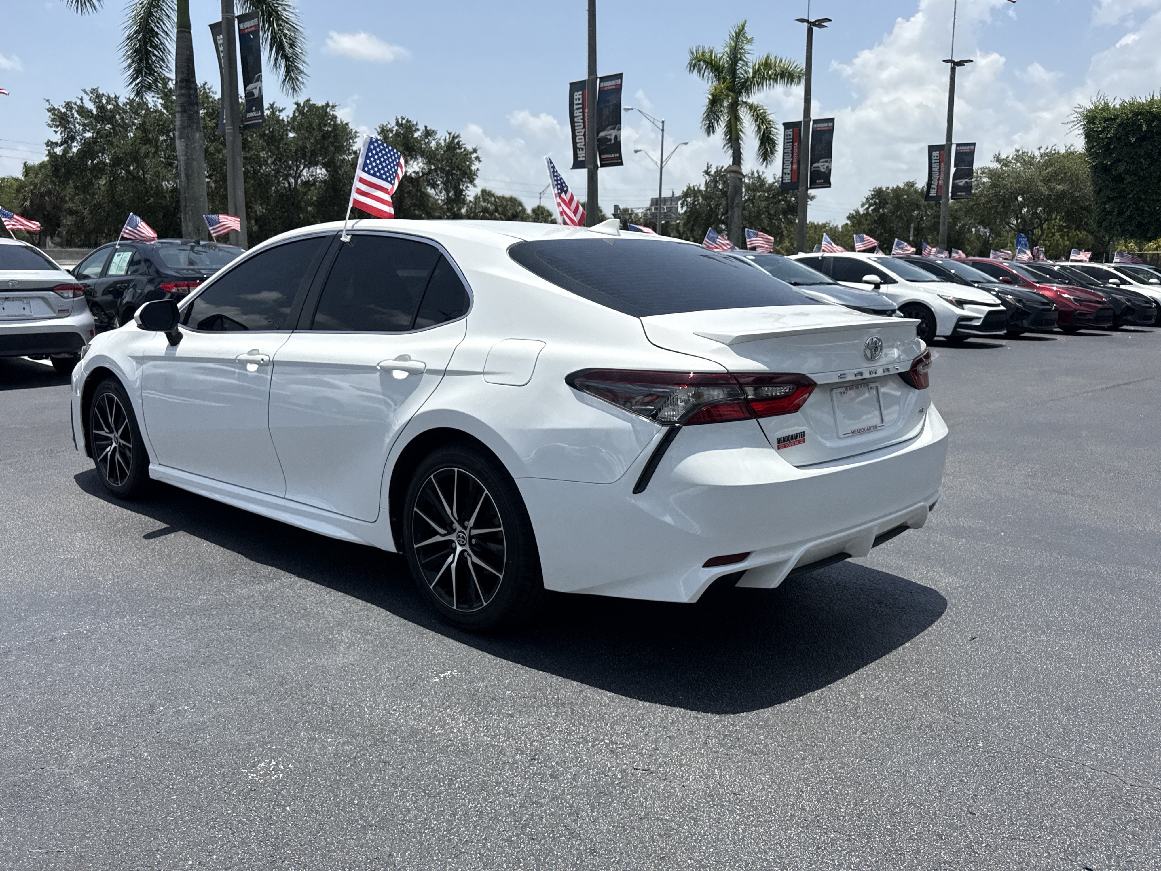2022 Toyota Camry SE