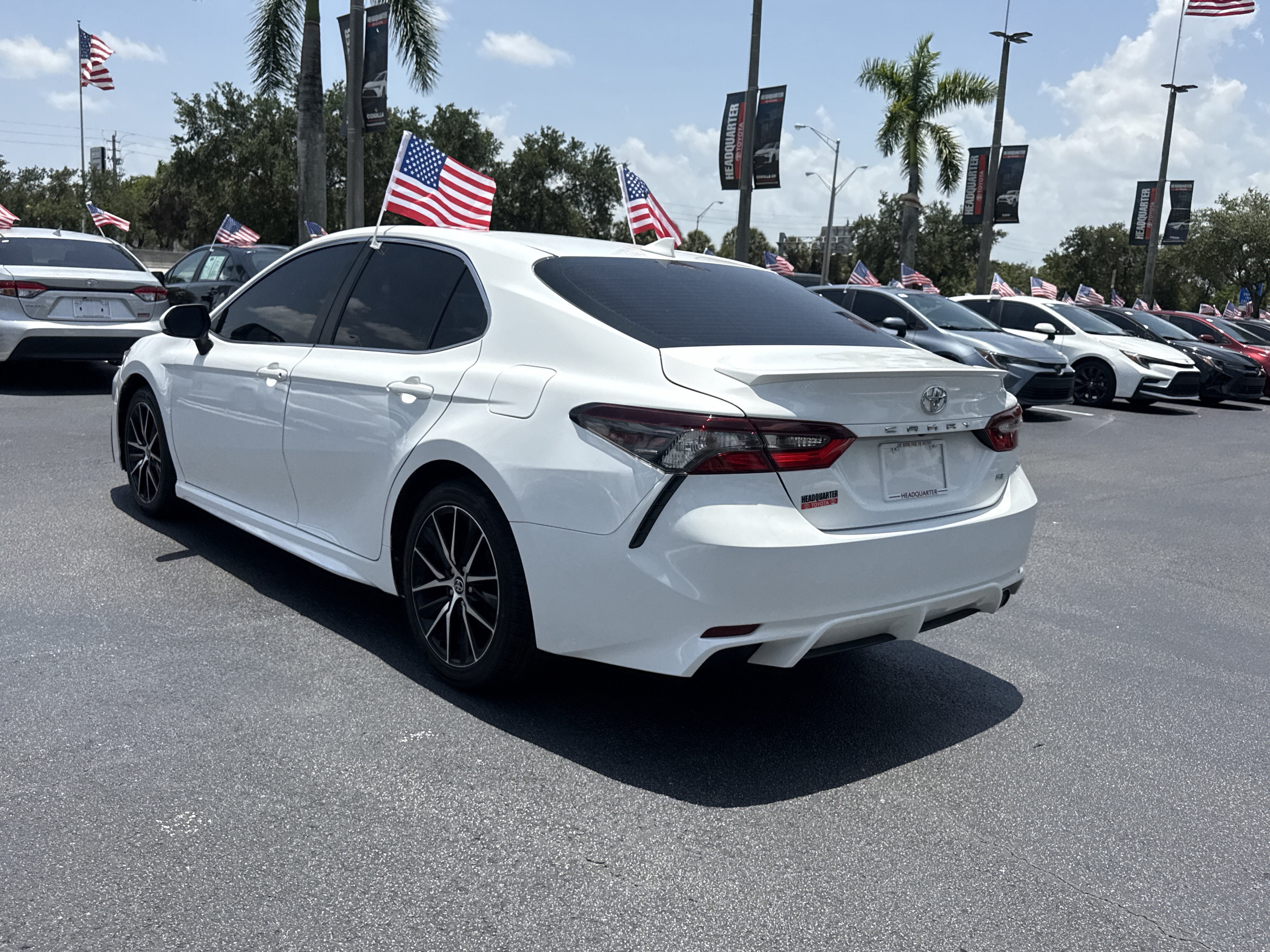 2022 Toyota Camry SE
