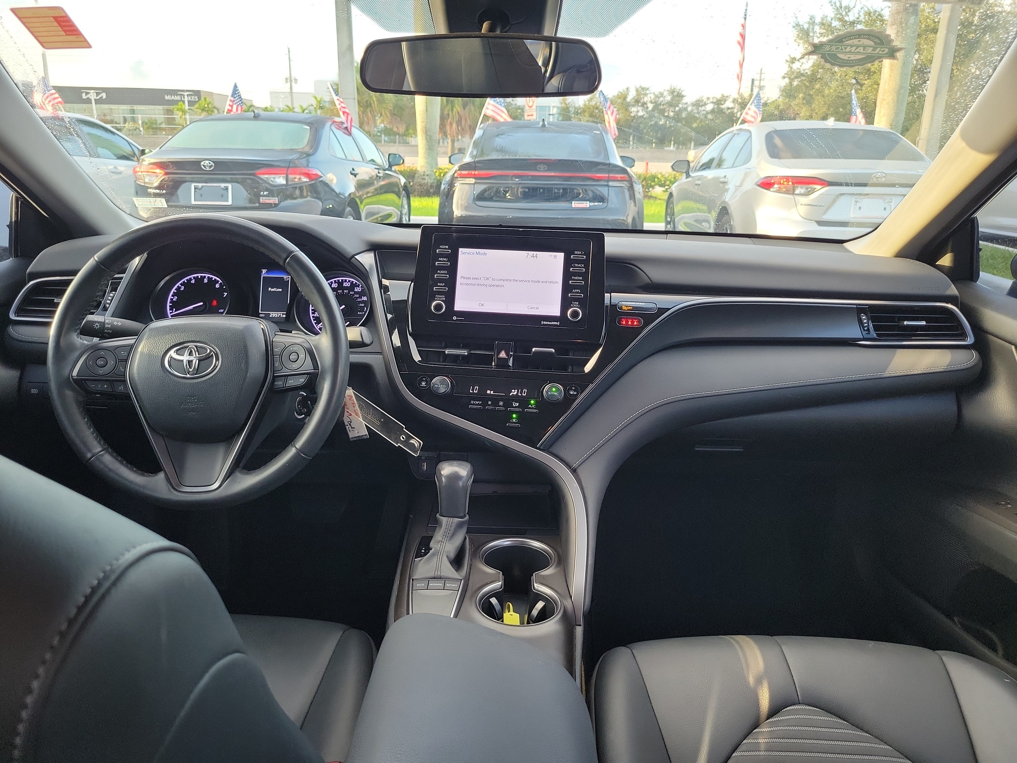 2023 Toyota Camry SE
