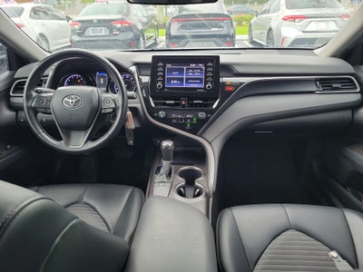 2022 Toyota Camry SE