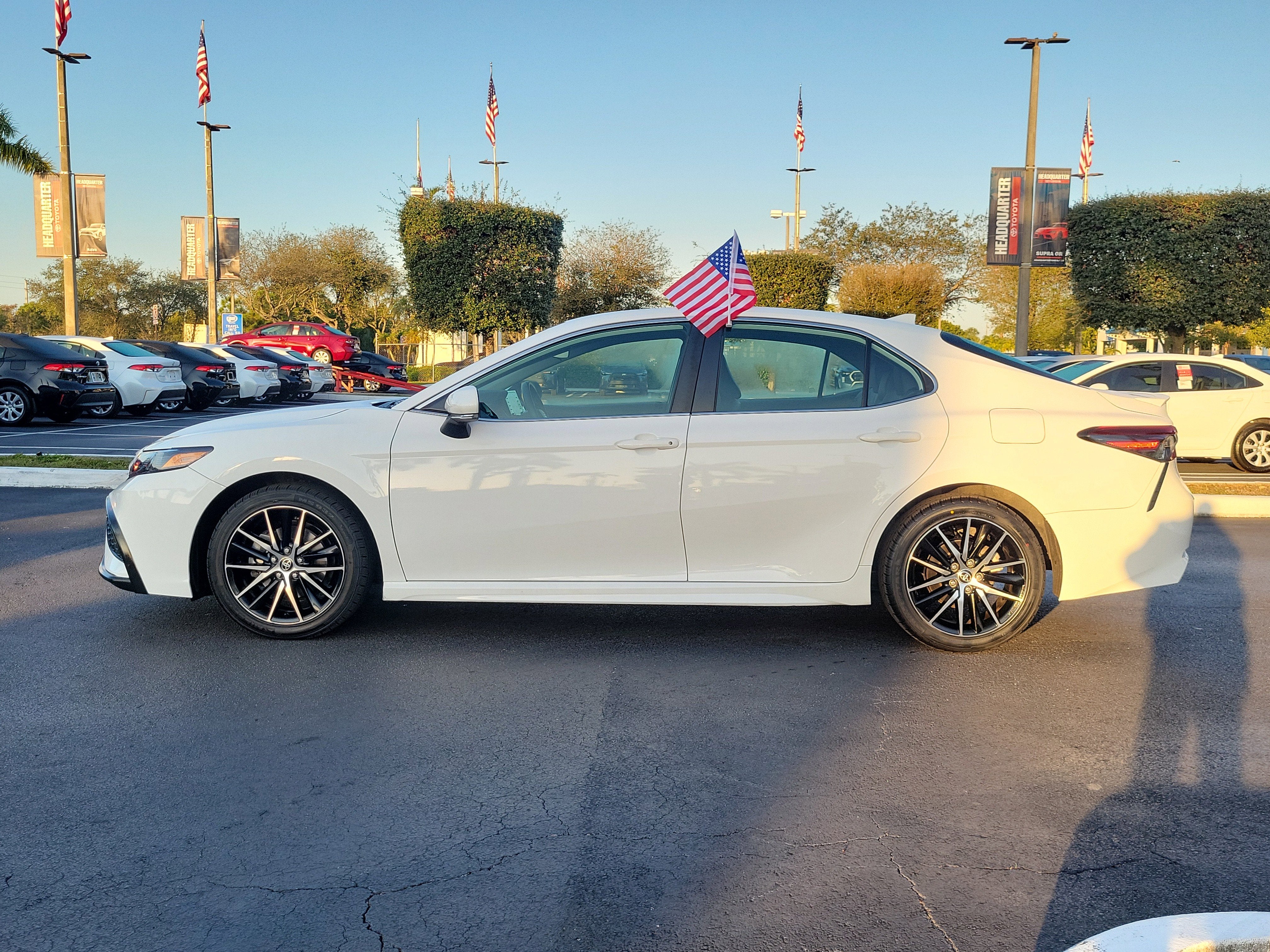 2023 Toyota Camry SE