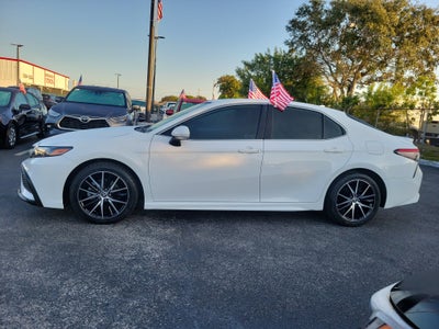 2023 Toyota Camry SE