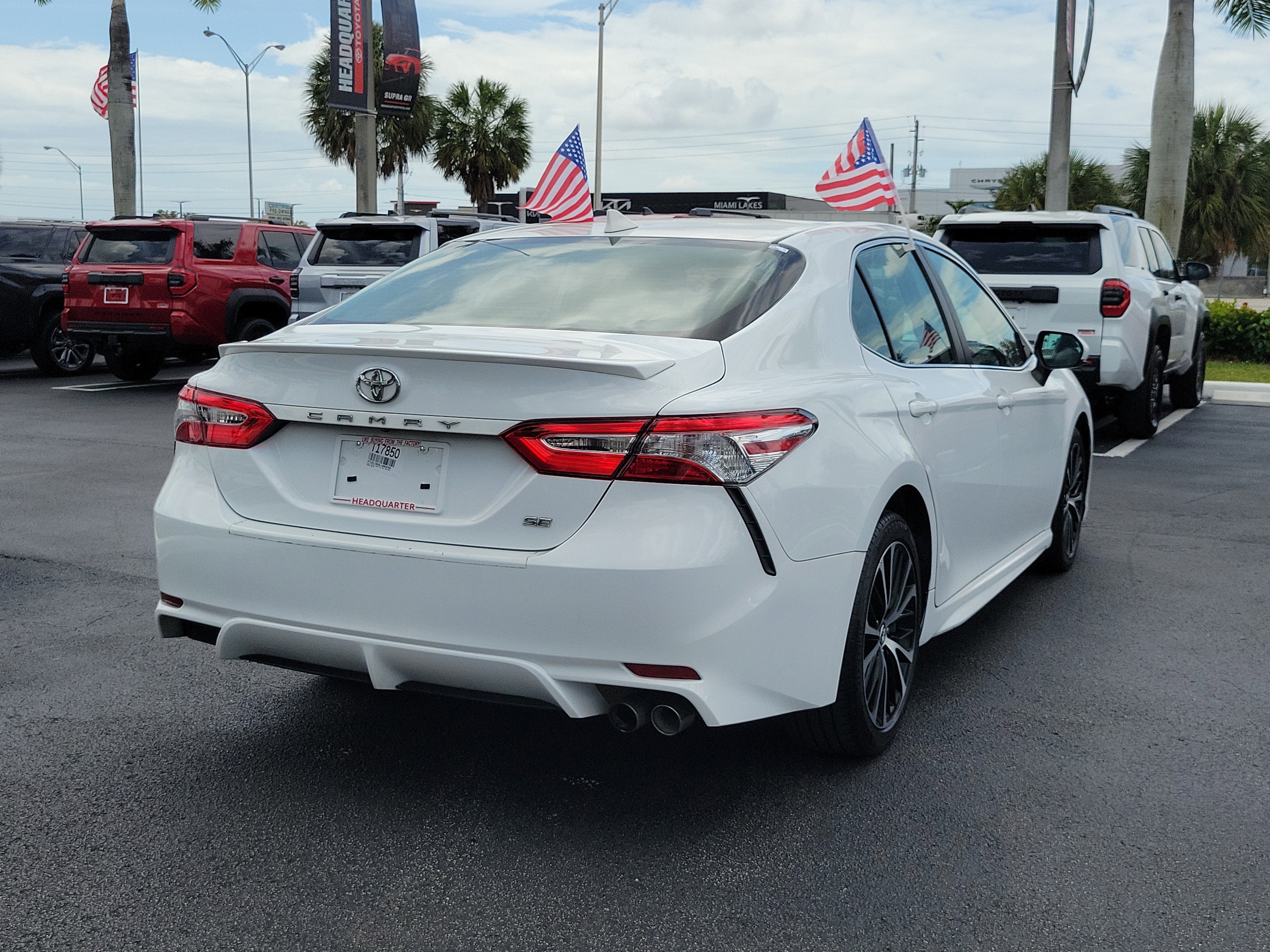 2020 Toyota Camry SE