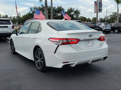 2020 Toyota Camry SE