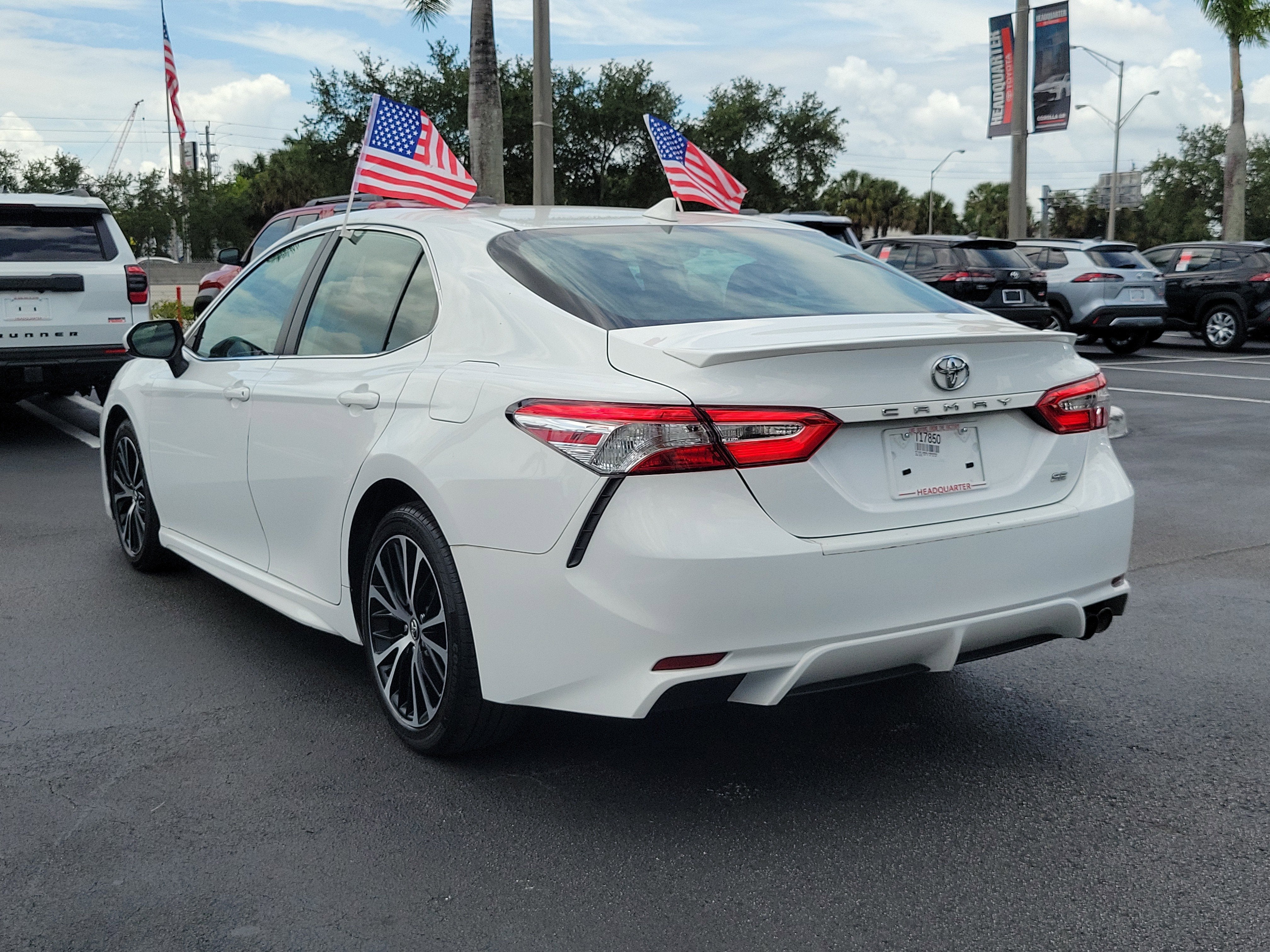 2020 Toyota Camry SE