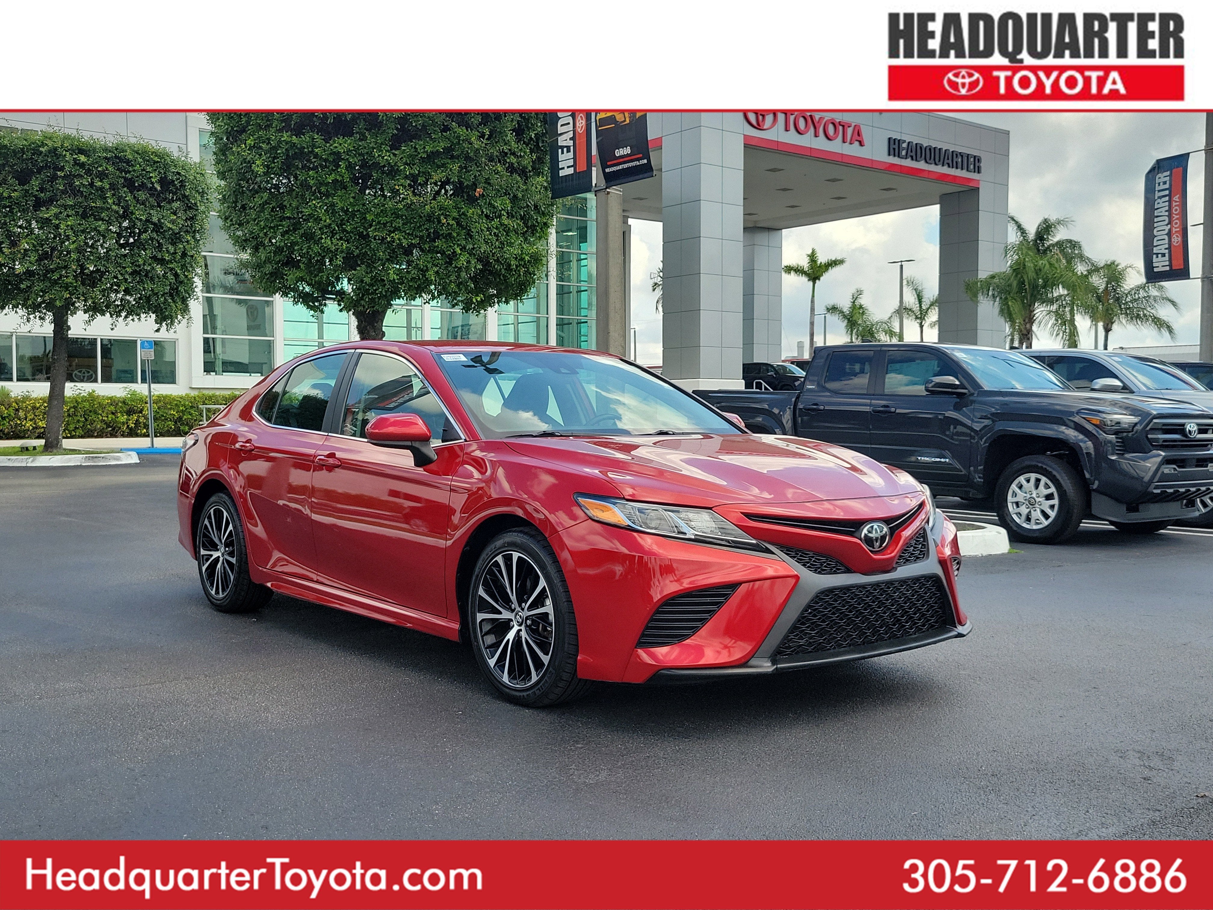 2020 Toyota Camry SE