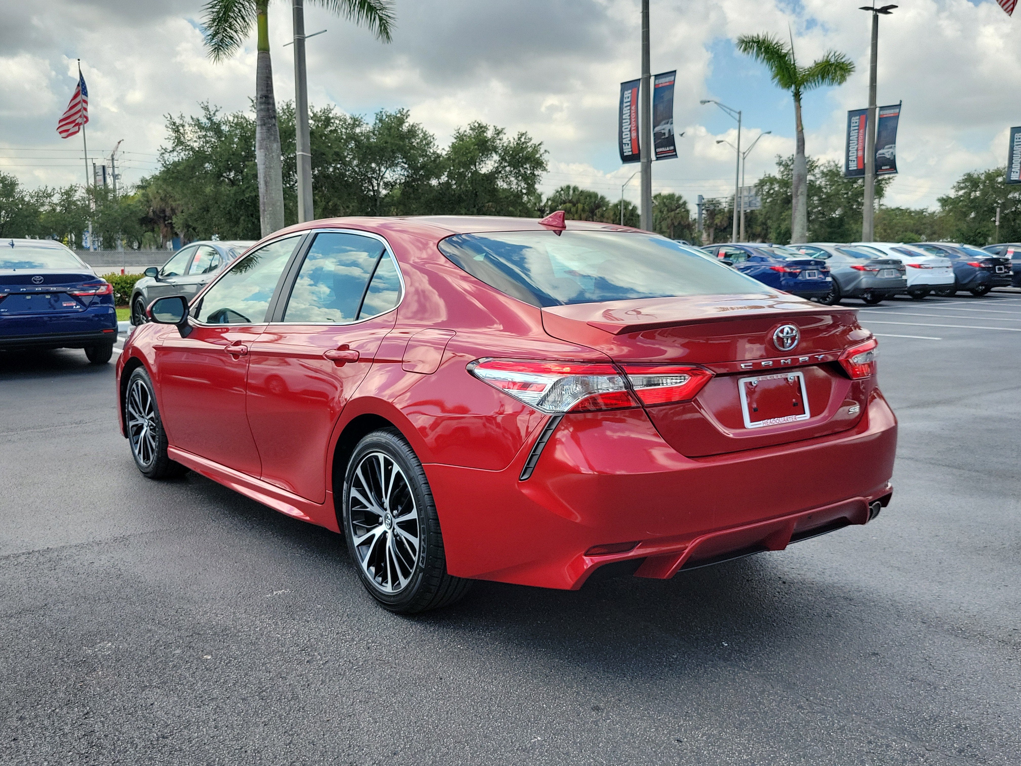 2020 Toyota Camry SE