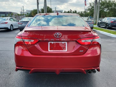 2020 Toyota Camry SE