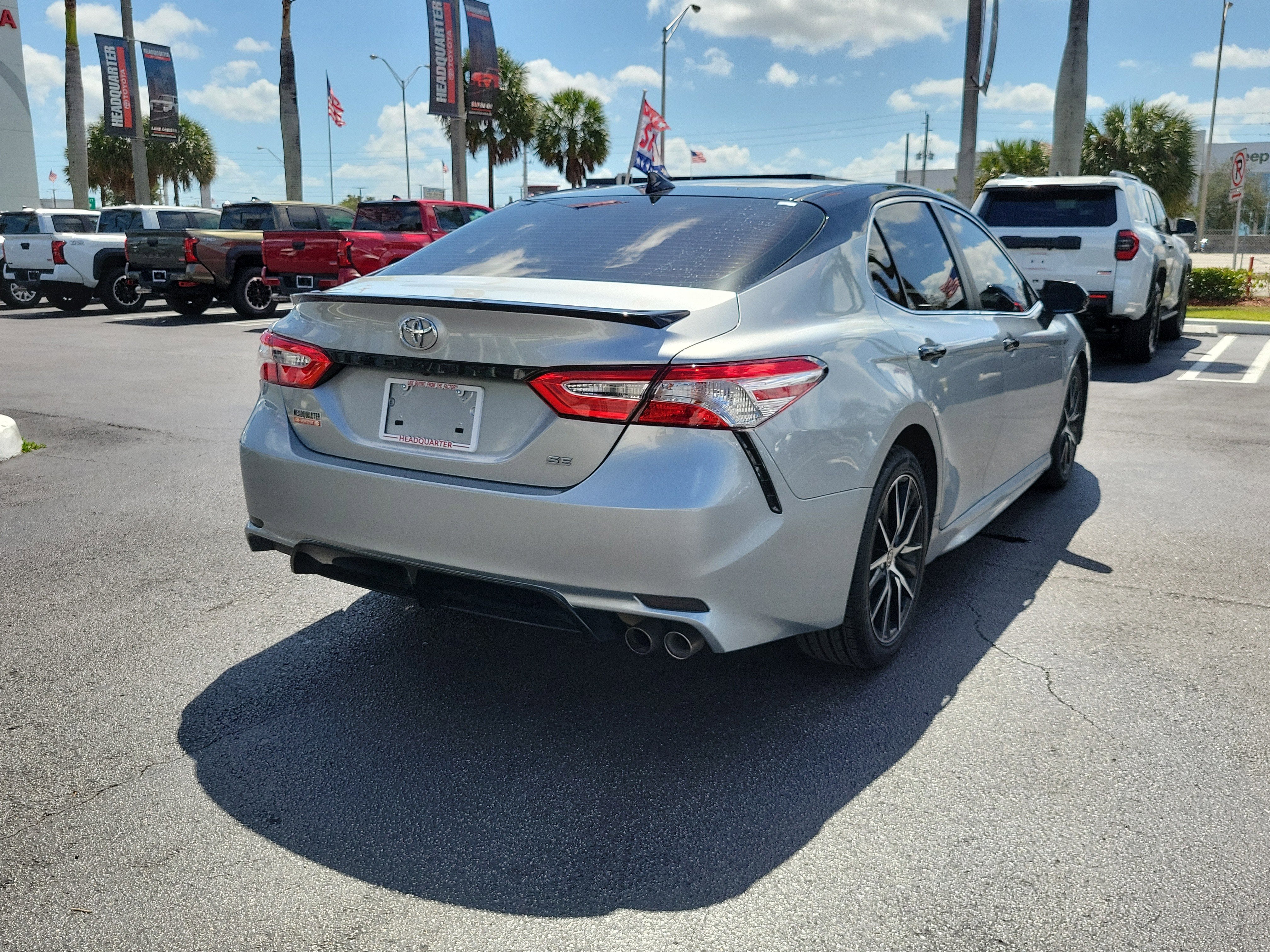 2020 Toyota Camry SE